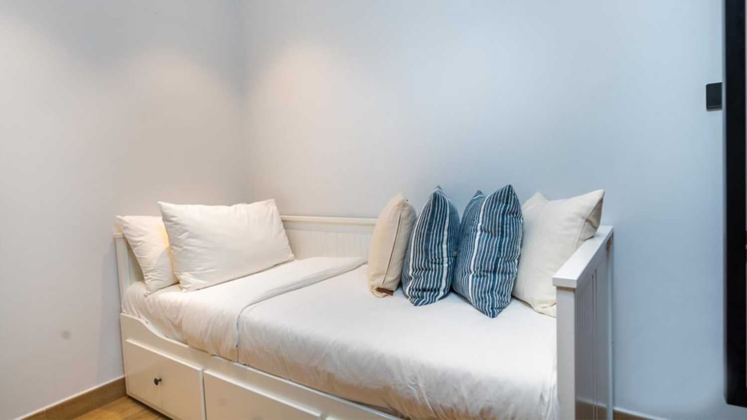 2-bedroom apartment-1-5